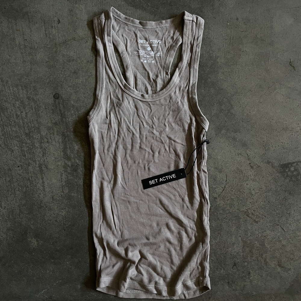 SET ACTIVE ribbed tank NWT
